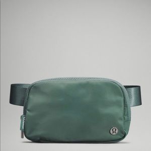 NWT Lululemon Everywhere Belt Bag: Tidewater Teal